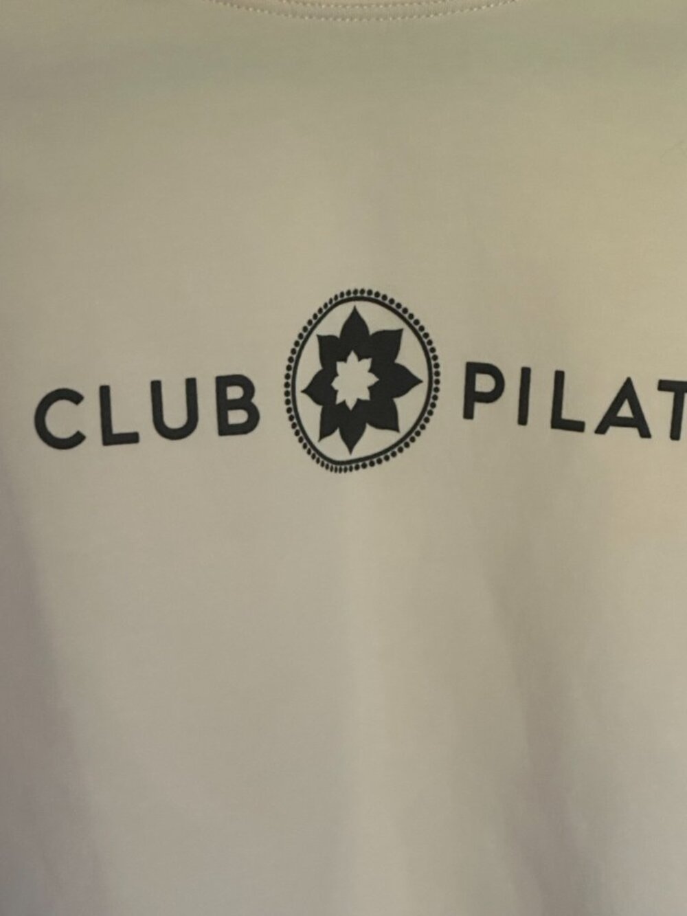 Club Pilates Cream Oversized Lightweight Sweatshirt NWOT Sz. 4 - Picture 3 of 6